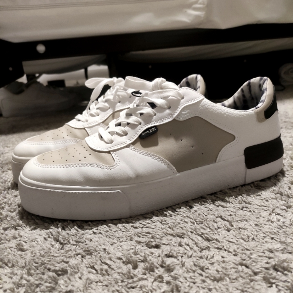 Bershka Sneakers